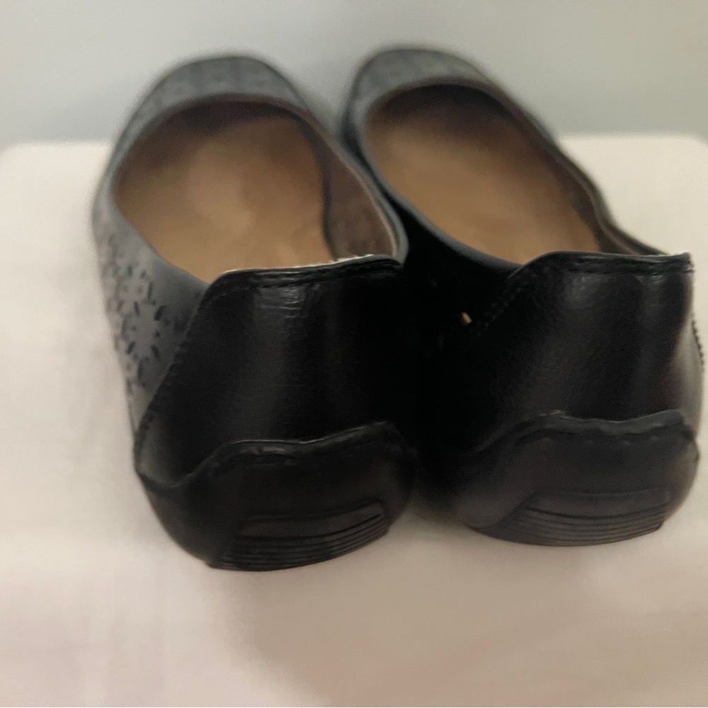 Array Black Textured Flats - Picture 4 of 6